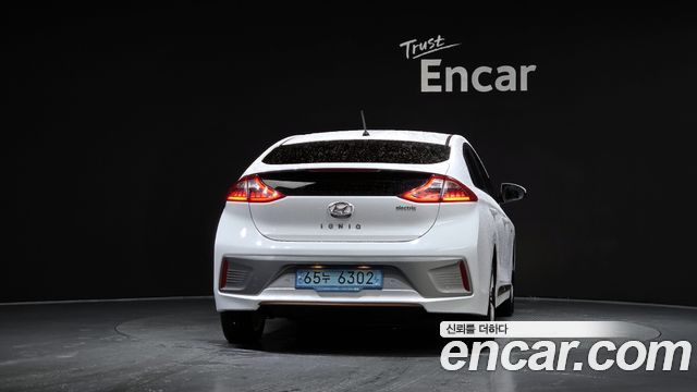 Hyundai Ioniq из Кореи Encar