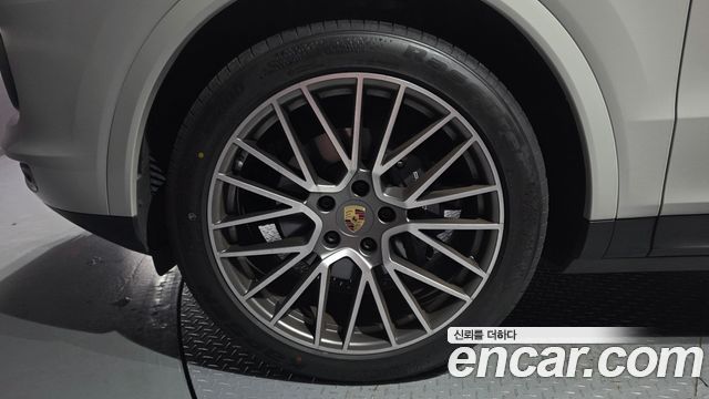 Porsche Cayenne 3.0 PLATINUM EDITION — пробег 45 453 км