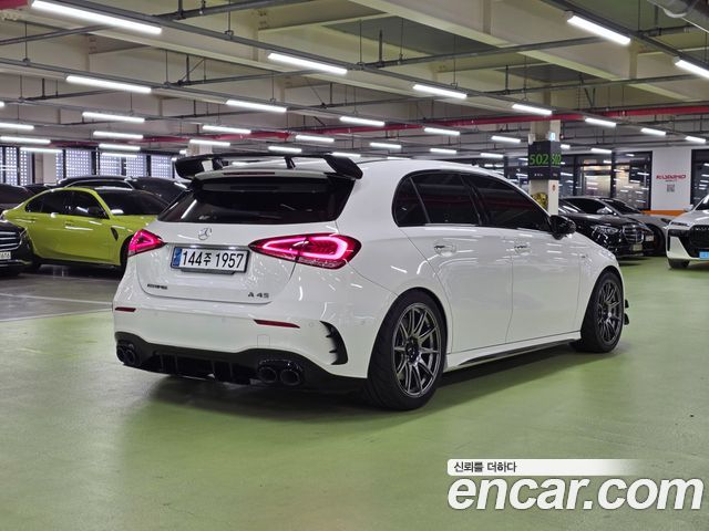 Mercedes-Benz A-Class AMG A45 4MAITC+ Hatchback — пробег 82 436 км