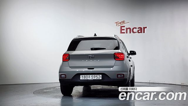 Hyundai Venue из Кореи Encar