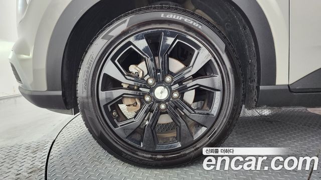 Hyundai Venue из Кореи Encar