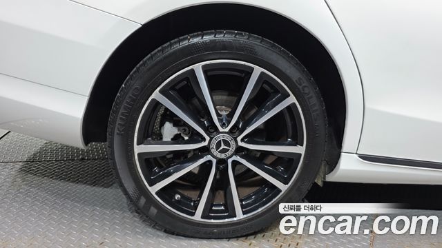 Mercedes-Benz C-Class C200 Avantgarde — пробег 53 943 км