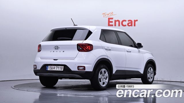 Hyundai Venue из Кореи Encar