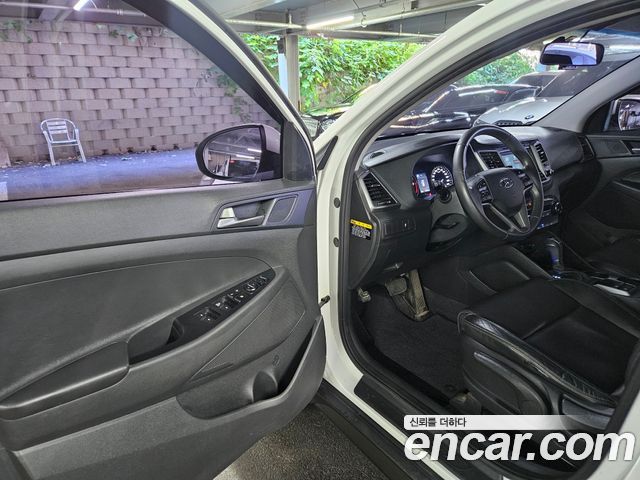 Hyundai Tucson из Кореи Encar