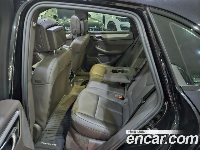 Porsche Macan из Кореи Encar