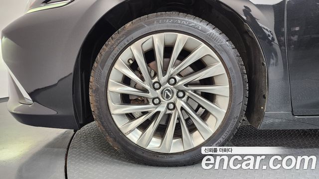 Lexus ES из Кореи Encar