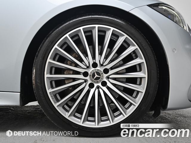 Mercedes-Benz C-Class C300 4MATIC AMG Line — пробег 29 738 км