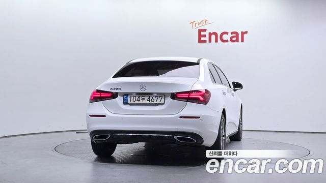 Mercedes-Benz A-Class A220 Sedan — пробег 61 512 км