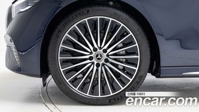 Mercedes-Benz E-Class E450 4MATIC Exclusive — пробег 8 801 км