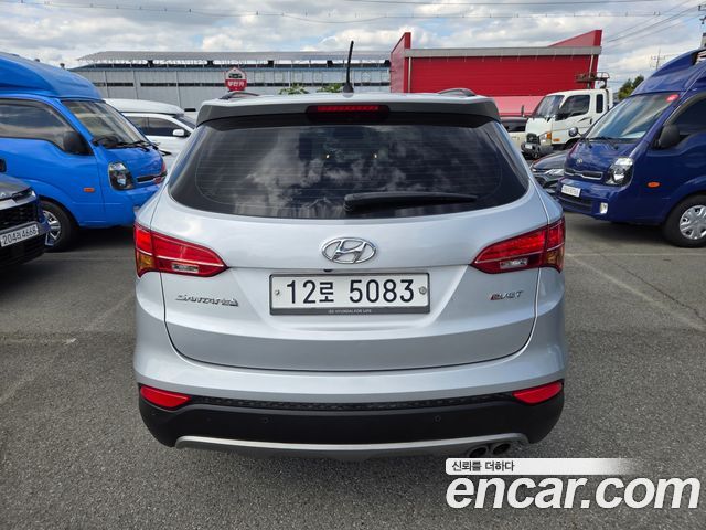 Hyundai Santafe Diesel(e-VGT) 2.0 2WD Exclusive — пробег 142 734 км