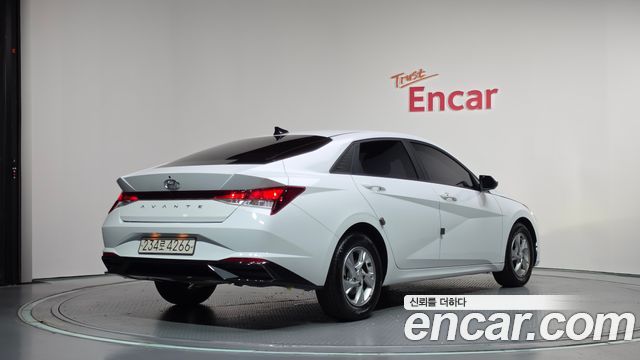 Hyundai AVANTE 1.6 Modern — пробег 49 587 км