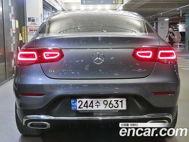 Mercedes-Benz GLC-Class GCL300 4MATIC Coupe — пробег 79 073 км