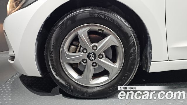Hyundai AVANTE 1.6 GDI Style — пробег 95 161 км
