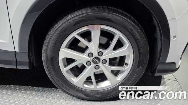 Audi Q3 из Кореи Encar