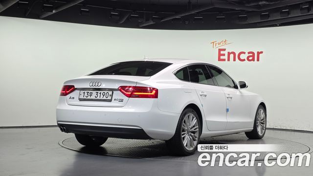 Audi A5 2.0 TDI Quattro Sportback 8TA — пробег 127 371 км