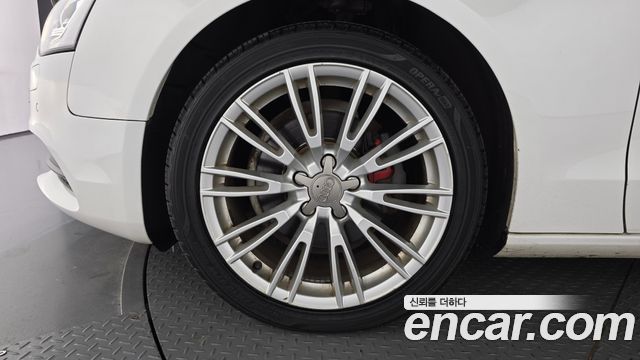 Audi A5 2.0 TDI Quattro Sportback 8TA — пробег 127 371 км
