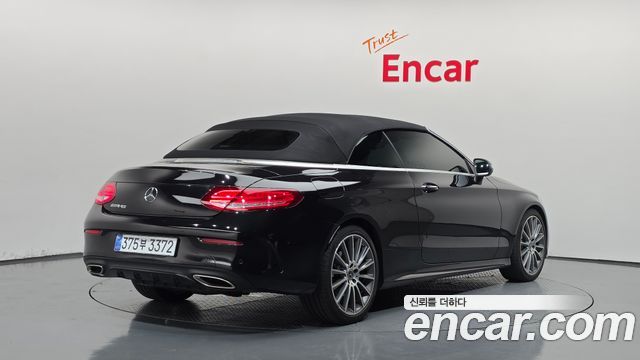 Mercedes-Benz C-Class C200 Cabriolet — пробег 110 525 км