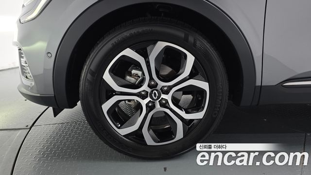 Renault (Samsung) XM3 1.3 TCe RE Signature — пробег 35 963 км