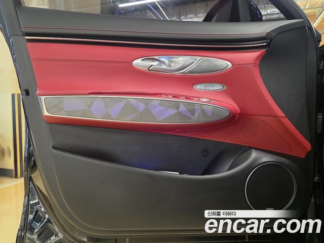 Genesis GV70 из Кореи Encar