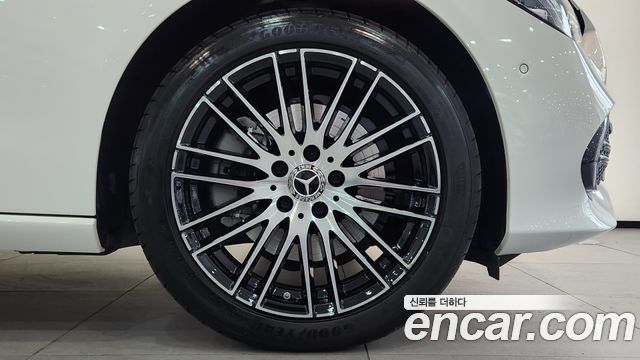 Mercedes-Benz C-Class C200 Avantgarde — пробег 8 473 км