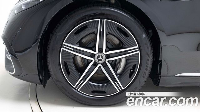 Mercedes-Benz EQS EQS350 — пробег 10 383 км