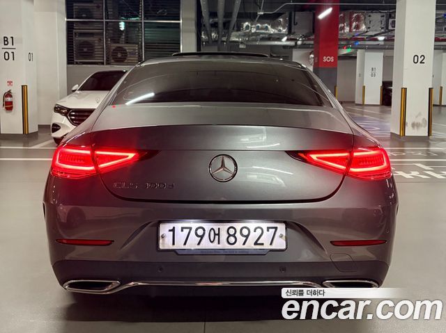 Mercedes-Benz CLS-Class CLS300d AMG Line — пробег 106 500 км