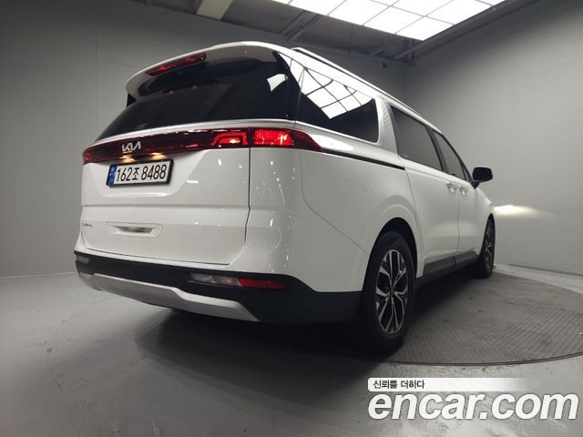 Kia Carnival Diesel 9-Seater Prestige — пробег 55 000 км — фото 5 из 5