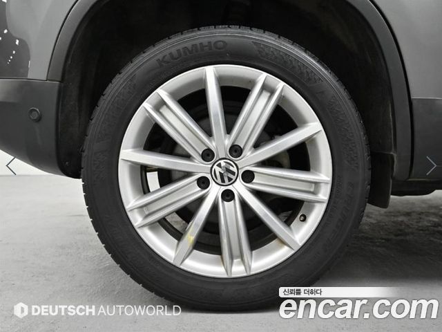Volkswagen Tiguan 2.0 TDI  Premium 5N — пробег 80 960 км — фото 5 из 5