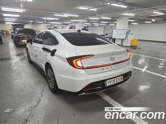 Hyundai Sonata 2.0 Premium Plus — пробег 106 092 км — фото 4 из 5