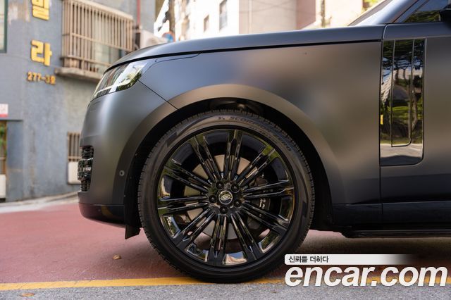 Land Rover Range Rover P530 Autobiography Long Wheel Base — пробег 16 000 км