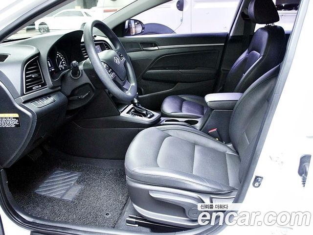 Hyundai AVANTE 1.6 GDI Value Plus — пробег 93 600 км — фото 5 из 5