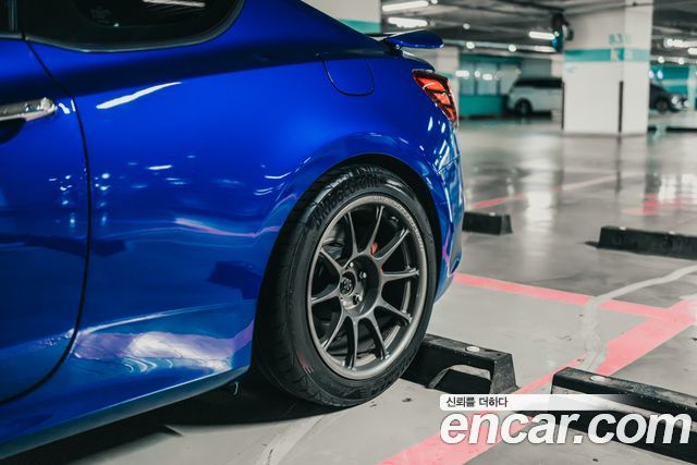 Hyundai Genesis из Кореи Encar