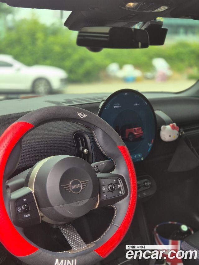 Mini Cooper Convertible Classic — пробег 7 500 км