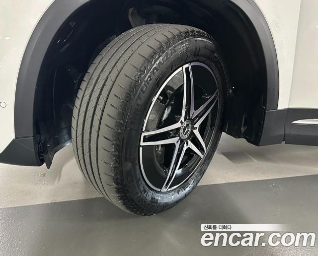 Mercedes-Benz EQA EQA250 AMG Line — пробег 16 600 км — фото 5 из 5