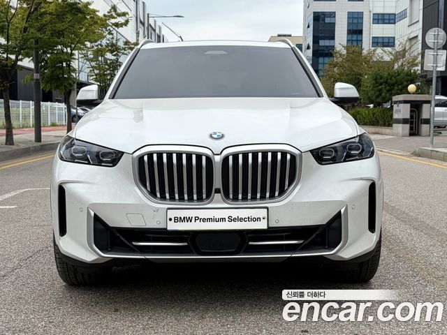 BMW X5 xDrive 40i xLine — пробег 11 236 км — фото 2 из 5
