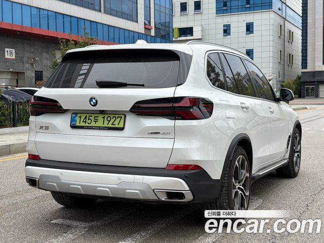 BMW X5 xDrive 40i xLine — пробег 11 236 км — фото 4 из 5