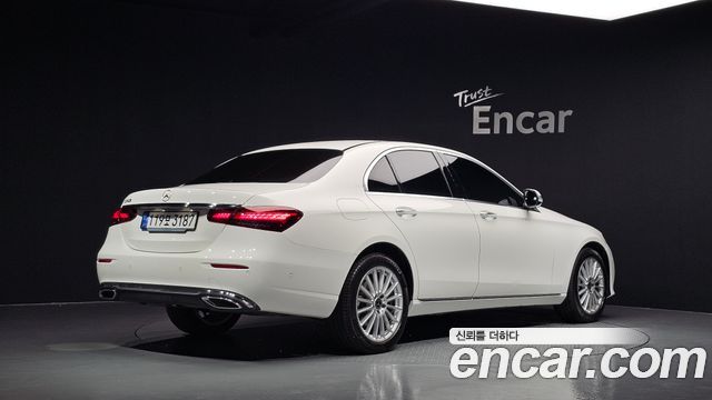 Mercedes-Benz E-Class из Кореи Encar