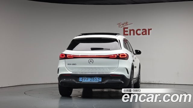Mercedes-Benz EQA из Кореи Encar