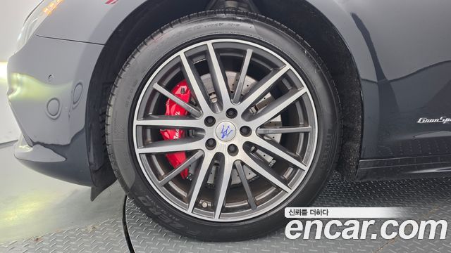 Maserati Ghibli 3.0 GranSport 3rd — пробег 31 122 км