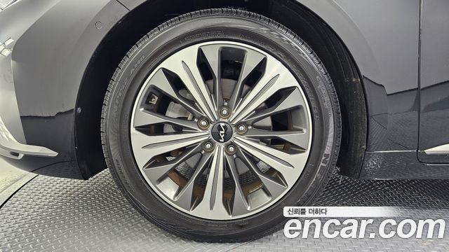 Kia K8 из Кореи Encar