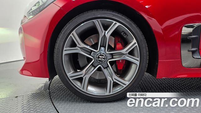 Kia Stinger из Кореи Encar