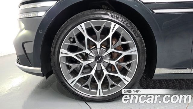 Genesis G90 из Кореи Encar