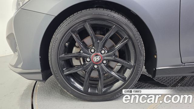 Hyundai Veloster из Кореи Encar