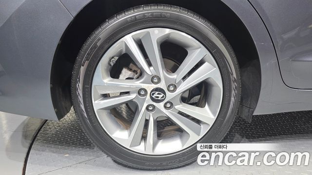Hyundai AVANTE из Кореи Encar