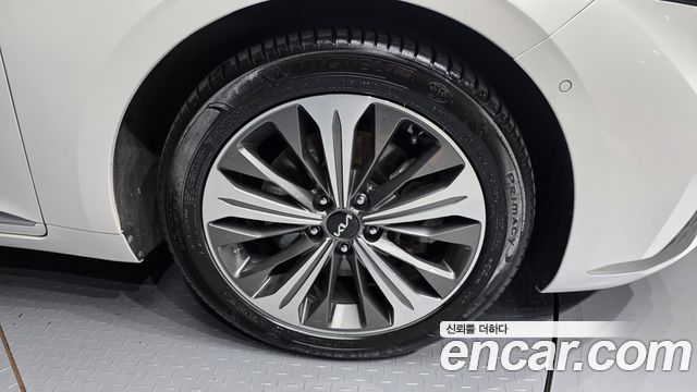 Kia K8 из Кореи Encar