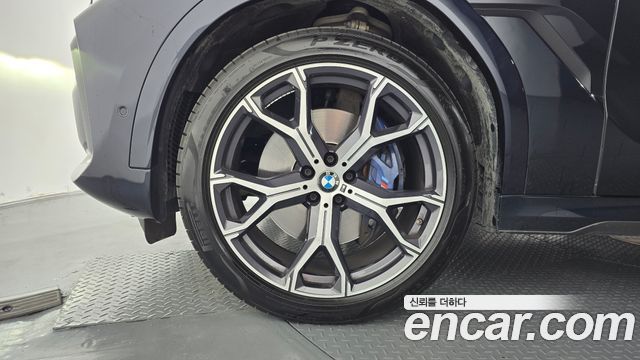 BMW X6 xDrive40i M Sport — пробег 66 665 км — фото 5 из 5