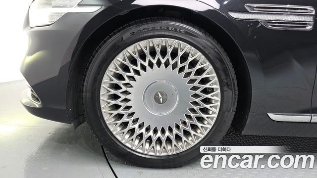 Genesis G90 из Кореи Encar