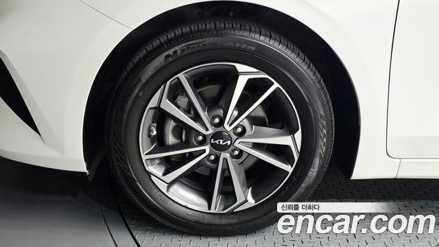 Kia K3 из Кореи Encar