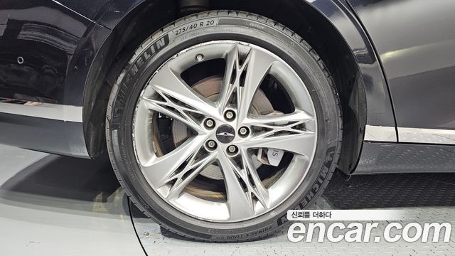 Genesis G90 из Кореи Encar