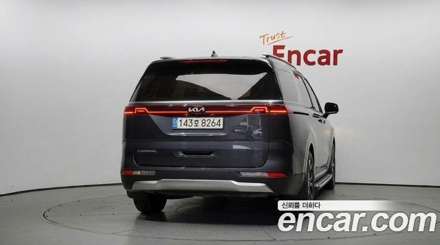 Kia Carnival Diesel 9-Seater Signature — пробег 124 435 км — фото 4 из 5